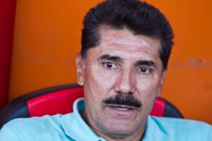Fallece ex entrenador de los Tiburones Rojos