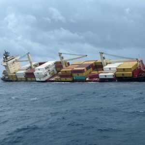 Buque que transportaba productos de Temu Sufre accidente en el Océano Índico