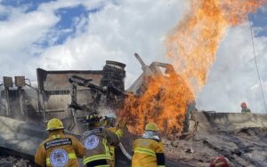 Fallece joven veracruzano por la explosión de una pipa en Iztapalapa