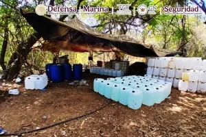 Desmantelan narcolaboratorio en Culiacán y aseguran más de 500 kg de metanfetamina y 211 000 pastillas de fentanilo