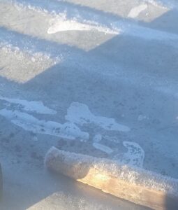 Cubierto de hielo amanece este martes el municipio de Las Vigas y zona alta de Perote