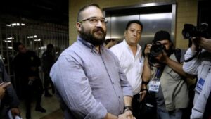 FGR lanza nueva acusación contra Javier Duarte por desvíos en el sector Salud