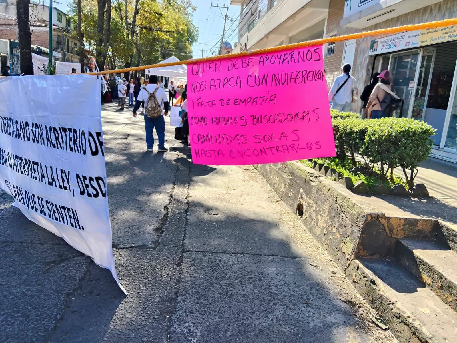 Levantamiento de plantón de colectivos de búsqueda en Xalapa