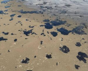 Solicitan estudio independiente tras derrame de hidrocarburos