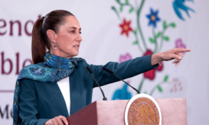 Arranca reconstrucción de hogares en Veracruz