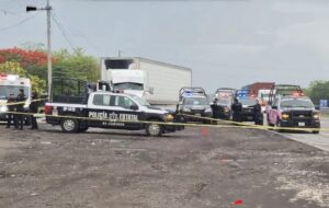 Asalto a tráileres termina en persecución