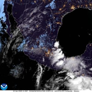 Alerta en Veracruz por lluvias intensas y riesgo de deslaves