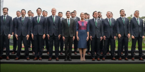 Selección Mexicana recibe abanderamiento oficial