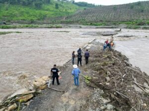Colapsa puente provisional entre Veracruz y Puebla