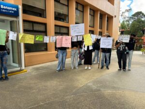 Alumnos exigen investigar señalamientos de acoso en la UV