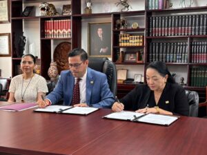 UX fortalece su proyección global con alianza estratégica en España, legado impulsado por el Rector Perpetuus Dr. Carlos García Méndez