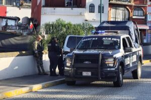 Evitan intento de otra tragedia en puente Xallitic