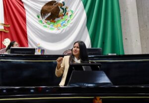 Indira Rosales expone a secretario de Finanzas, no ha pagado deuda bursátil de Veracruz