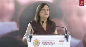 Veracruz prepara regulación para celulares en escuelas