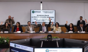 Avanza reforma a la Ley Aduanera
