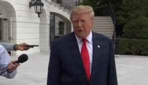 Trump insiste en cambios políticos en Ucrania