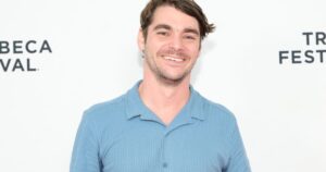 Muere RJ Mitte, actor de Breaking Bad, a los 34 años