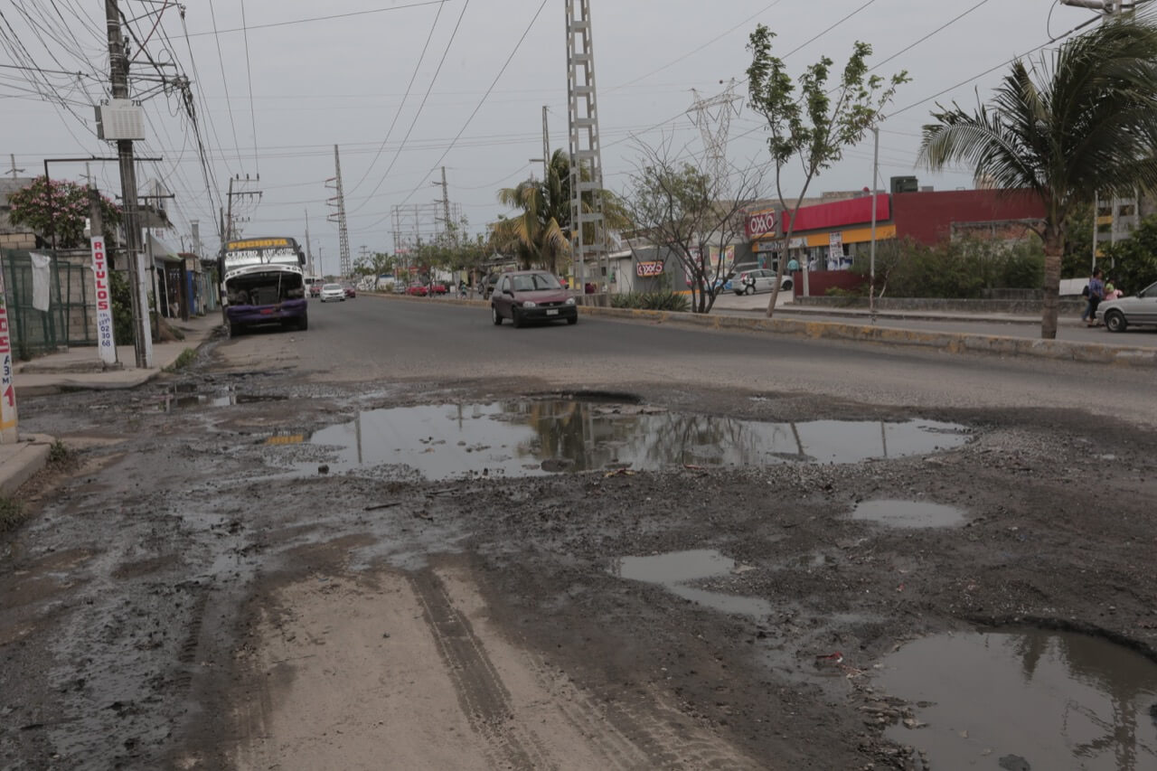 Inician obras de pavimentación en avenida JB Lobos de Veracruz - ACRÓPOLIS  MULTIMEDIOS