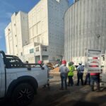 Fatal accidente en el Puerto de Coatzacoalcos: Dos obreros pierden la vida al caer en un silo