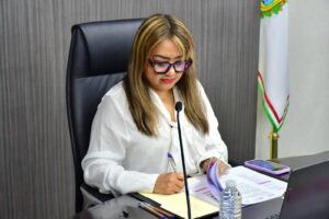 OPLE Veracruz firma convenio de colaboración con AMCEE A.C. para la implementación de redes de candidatas y de mujeres electas