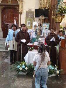 Llegan a Xalapa reliquias de la casa de María de Nazaret