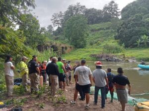 Encuentran cuerpo de menor que se ahogó en Tlapacoyan, siguen en la búsqueda de otro