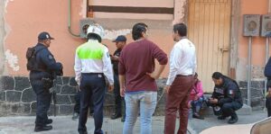 Detienen a hombre que agredía a una mujer en Xalapa