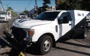 Tres heridos en Córdoba tras choque entre camioneta de valores y patrulla municipal