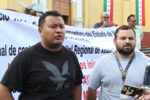 Se manifestaron ex trabajadores del Hospital Civil