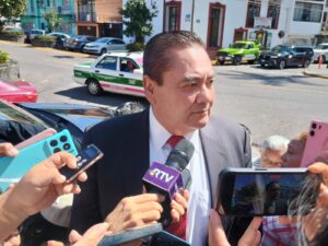 Empresa que construye el Nido del Halcón será multada, ante retrasos en obra