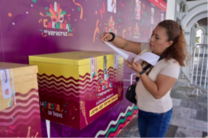 Para elegir a integrantes de la Corte Real del Carnaval de Veracruz 2026 instalan urnas