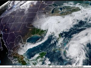 Cierran puerto a la navegación turística y de pesca por Frente Frío