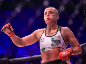 Luchadora de MMA Sinead Kavanagh detenida por agreción a policías
