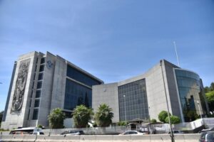 Trabajadores del Poder Judicial presentan intoxicación tras fumigación en edificio