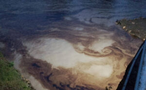 Derrame de Aceite Obliga a Suspender el Suministro de Agua en el Norte de Veracruz