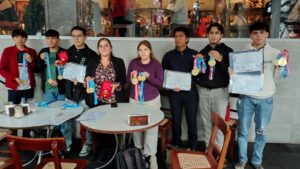 Estudiantes del Tecnológico de Xalapa  y CBTIS de Coatepec ganan 10 medallas en concurso científico