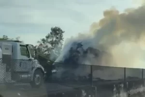 Accidente genera cierre total en la carretera Xalapa-Veracruz