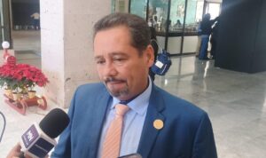Daniel Covarrubias informó que existen más de 300 docentes señalados