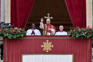 El Papa León XIV envía un mensaje de paz al mundo en su primer “Urbi et Orbi” de navidad 