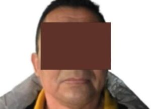 Sheinbaum exige a la Fiscalía de Veracruz explicar acusación por terrorismo contra periodista detenido en Coatzacoalcos