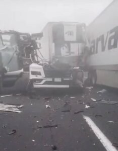 Colisión en la autopista Maltrata–Esperanza: Tráfico afectado por neblina