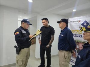 Detienen en Colombia a presunto responsable del crimen de madre e hija en Antón Lizardo