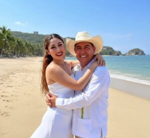 Muere Dulce Enríquez; alcalde de Huatulco cae a barranco y sobrevive.