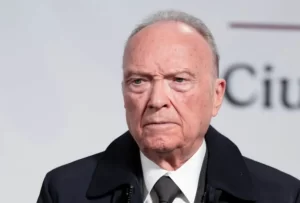 De la Fiscalía a Londres: Gertz Manero será embajador.