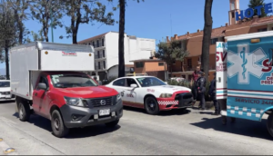 Motociclista atropella a hombre presuntamente ebrio en la avenida Lázaro Cárdenas