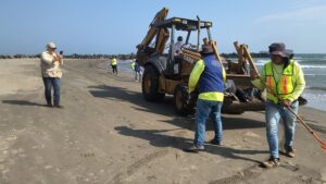 Disminuye presencia de hidrocarburo en Alvarado tras intenso operativo de limpieza