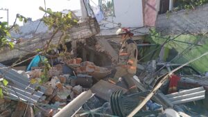 Explosión por gas en Coacalco deja 12 heridos y una vivienda derrumbada