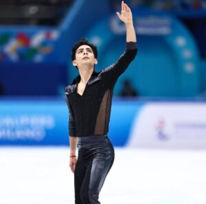 Donovan Carrillo vuela a la final en Praga