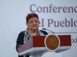 Ernestina Godoy presenta Ley General contra el Feminicidio