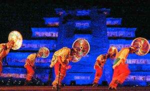 Cumbre Tajín 2026: Cultura y alegría se reúnen en el Parque Takilhsukut